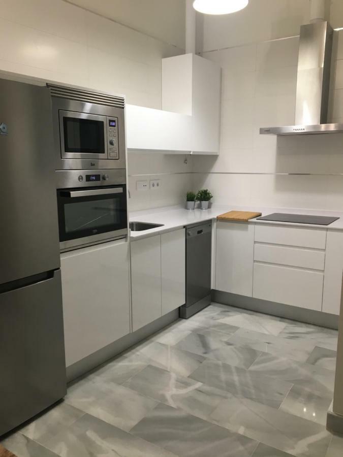 Apartamento Nuevo En Casa Tipo Palacio Cádiz Exterior foto